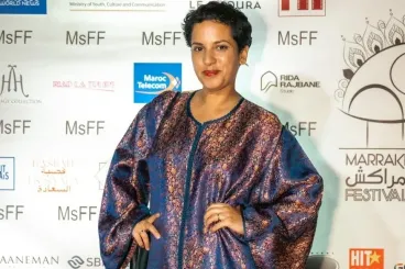 Diaspo #413 : With «Chikha», Zahoua Raji turns cinema into her own Madeleine de Proust
