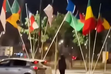 Moroccan minors face juvenile judge for tearing down Algeria flag