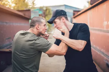 مصرع فرنسي-مغربي دهسا أثناء محاولته فضّ شجار بكوربيل إيسون الفرنسية