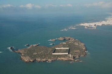 Nomad #72: Las islas purpúreas de Essaouira preservadas en su joyero natural