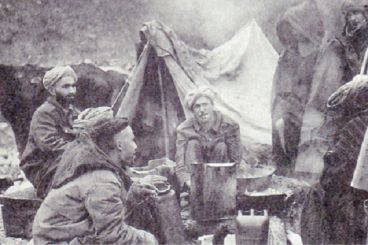 Historia: Cuando los goumiers marroquíes llevaban a sus esposas durante la Segunda Guerra Mundial