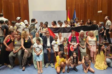 Ayuntamiento de Segovia rechaza financiación para "Vacaciones en paz" en medio de tensiones políticas