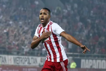 El FC Nantes firma al experimentado delantero marroquí Youssef El Arabi