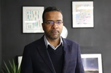 Retour a la patria #4: Salem Abdel Fattah cuenta desde dentro la propaganda en Tinduf