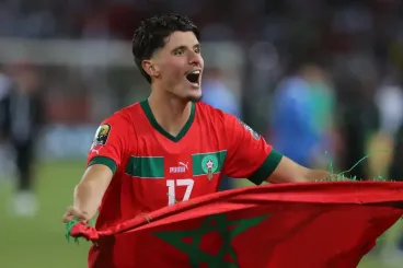 Fútbol: Oussama El Azzouzi se une al AJ Auxerre cedido por el Bolonia FC